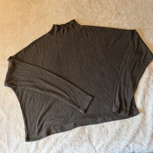 Garage Ribbed Turtleneck - Dark Green